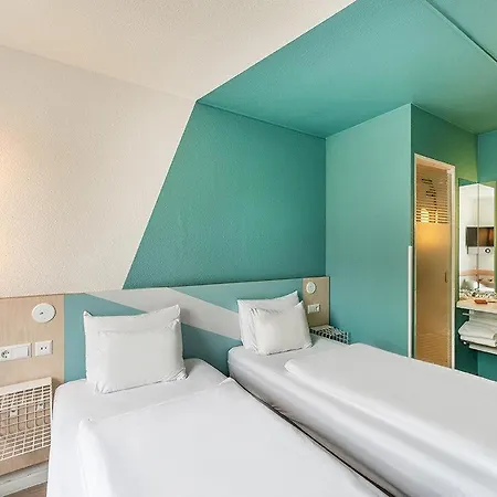 Freiburg-west 3*