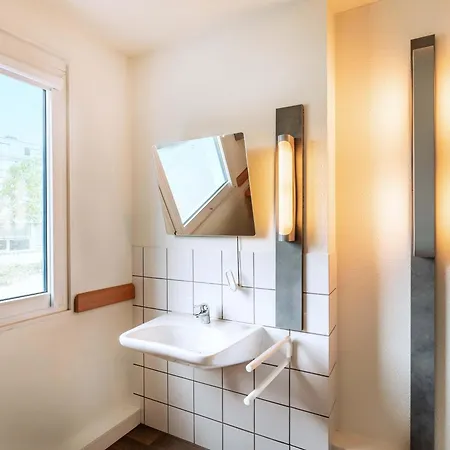 Отель Freiburg-west 3*