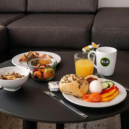 Freiburg-west 3*