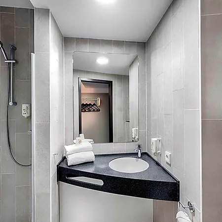 Отель Freiburg-west 3*