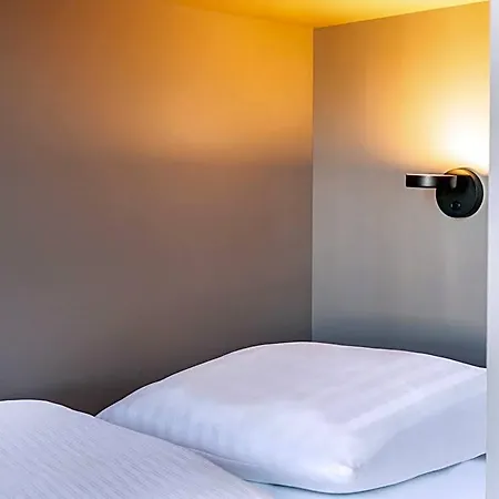 Отель Freiburg-west 3*