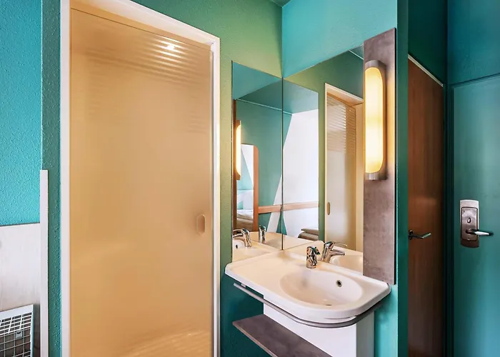 Szálloda Freiburg-west 3*